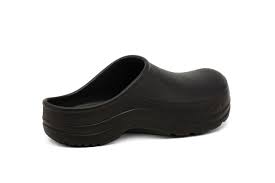 Camminare – Como Clog Fekete – EVA klumpa + talpbetét termék fő termékképe
